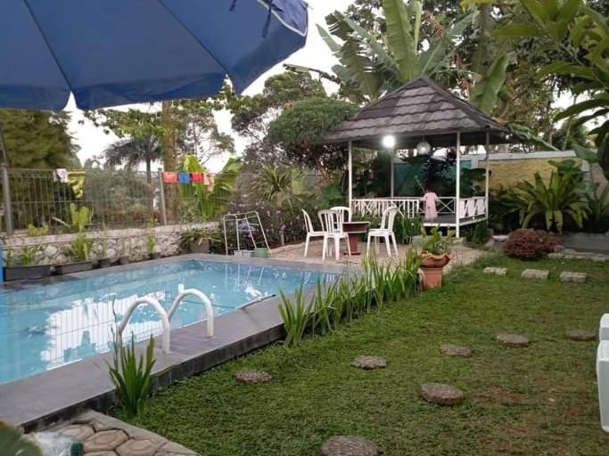 Villa Sentebale Bogor Exterior photo