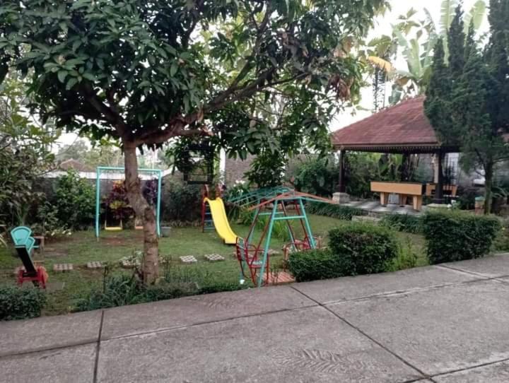 Villa Sentebale Bogor Exterior photo